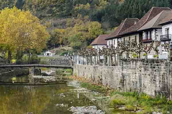 Reyno de Navarra - Ochagavia 04.jpg